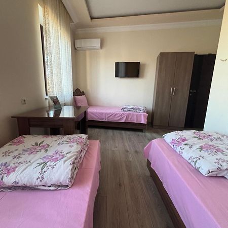 Hotel Amaras Yerevan Exterior foto