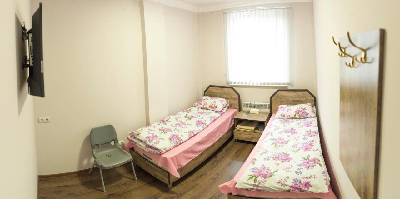 Hotel Amaras Yerevan Exterior foto